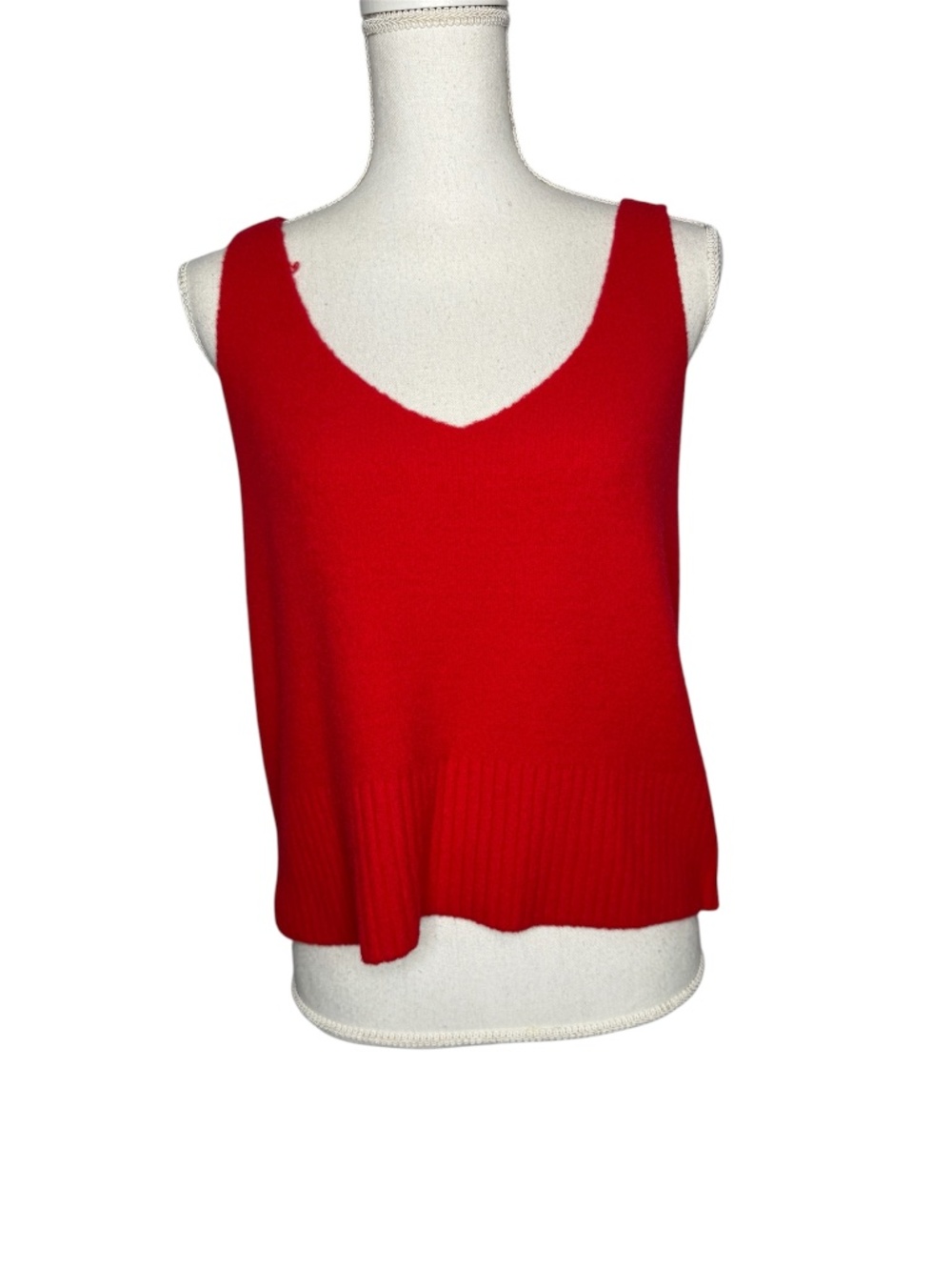 A New Day Sleeveless Cropped sweater Women's XL Soft fuzzy holiday Red Tank